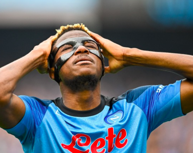 Napoli lỡ cơ hội vô địch Serie A sớm sáu vòng